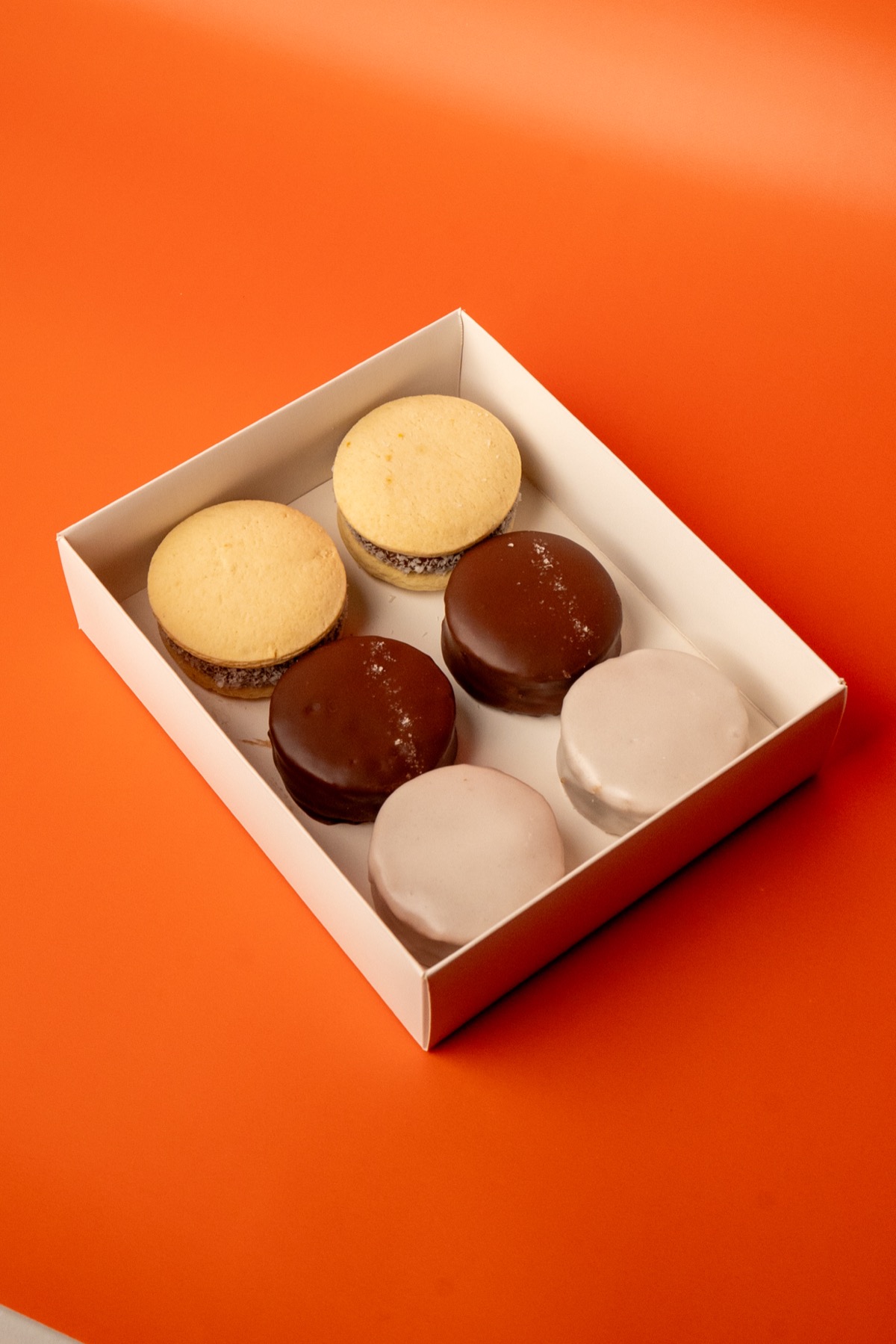 Box of 6 variety alfajores